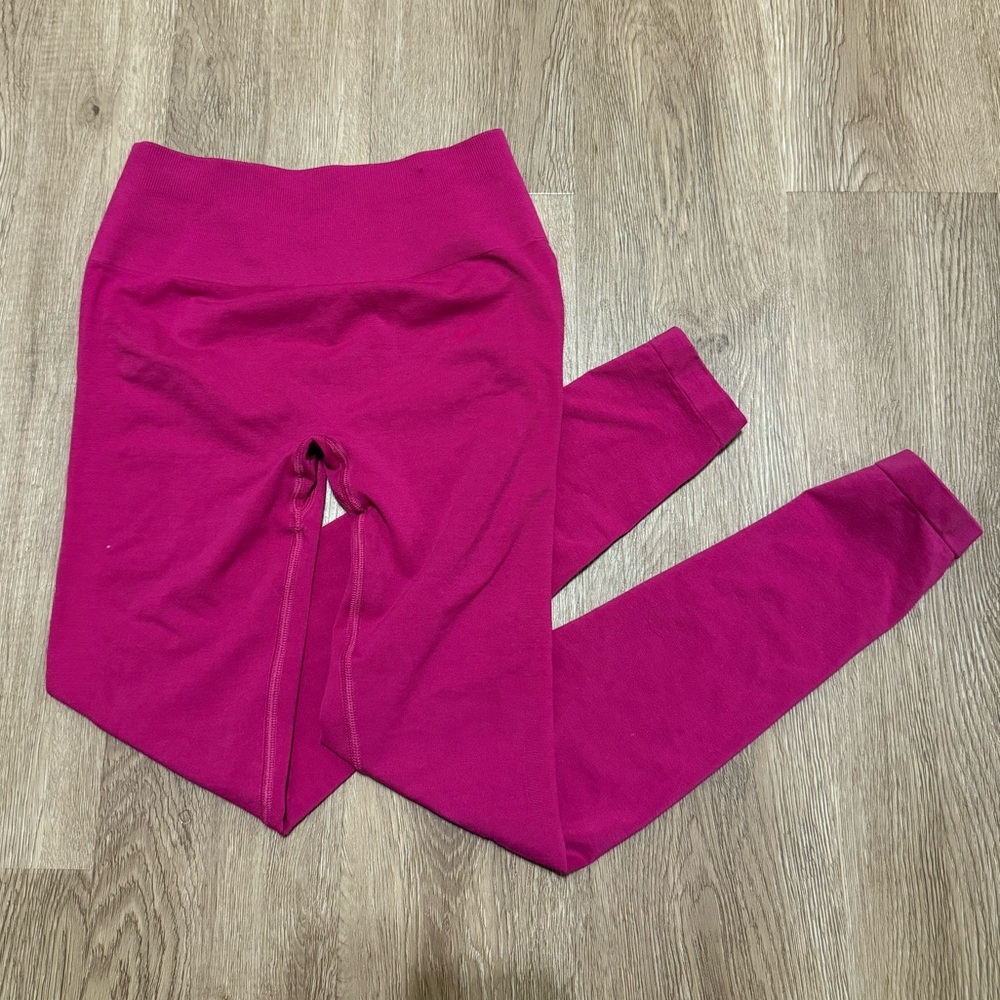 Alphalete Women's Seamless Scrunch Legging - AMPLIFY MID RISE LEGGING - Small